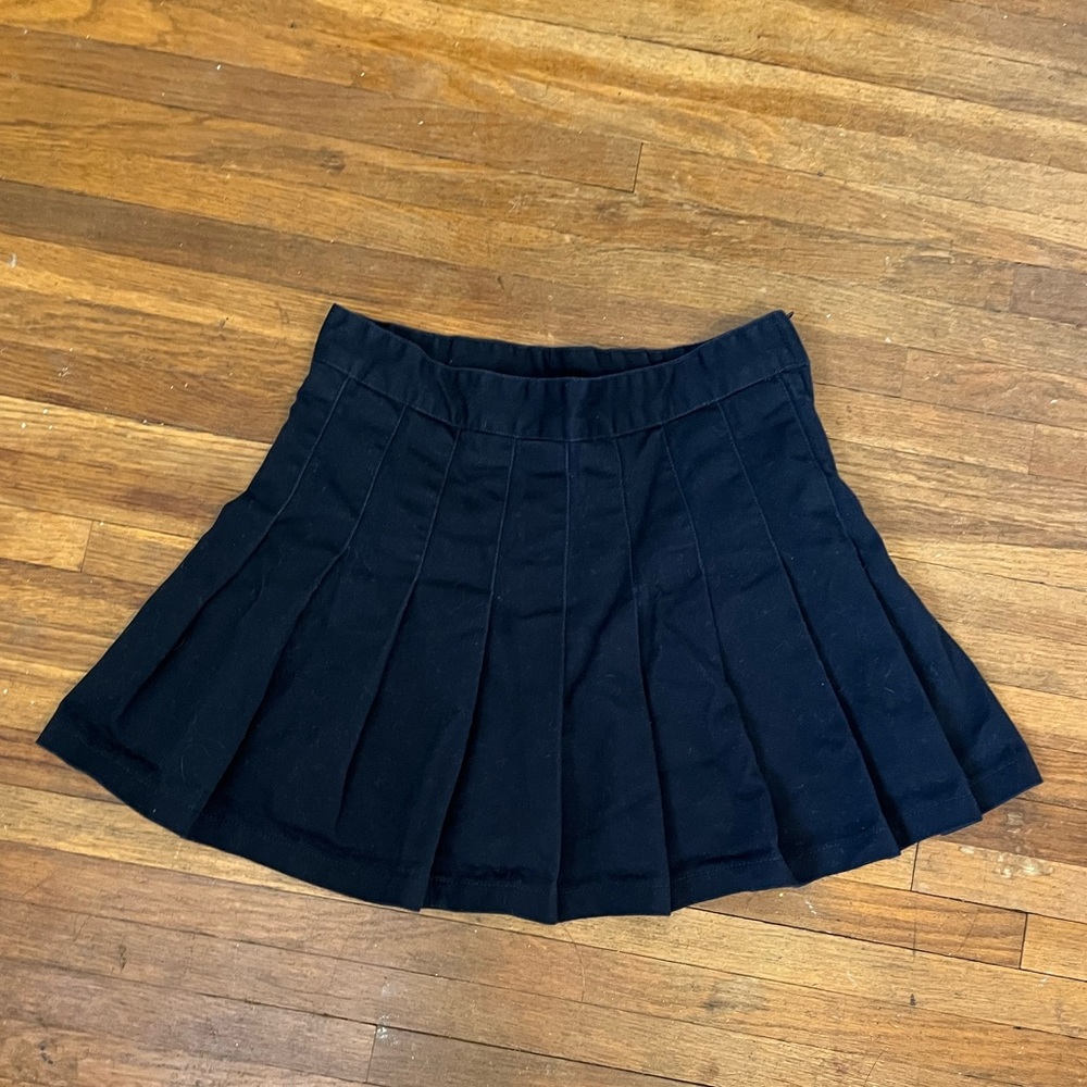 Adorable Brandy Melville John Galt canvas pleated tennis skirt